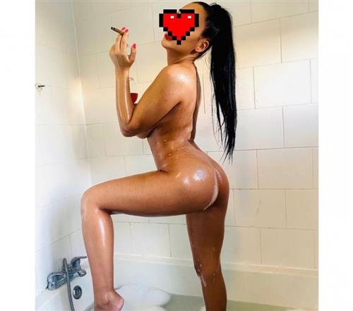 Escort Model Menhas, Bryndwr id2527